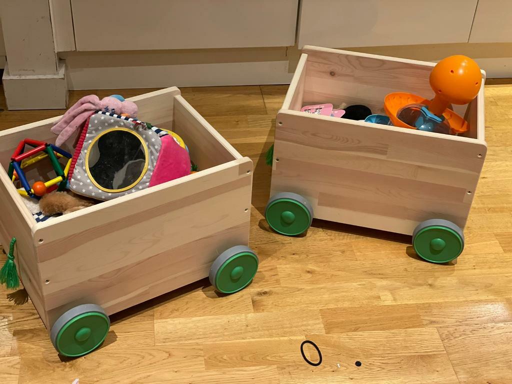 flisat toy storage with casters